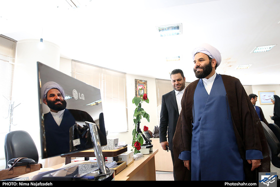 بازدید جمعی از مسئولین شهری از روزنامه شهرآرا به مناسبت روز خبرنگار / عکس: نیما نجف زاده / شهرآرا