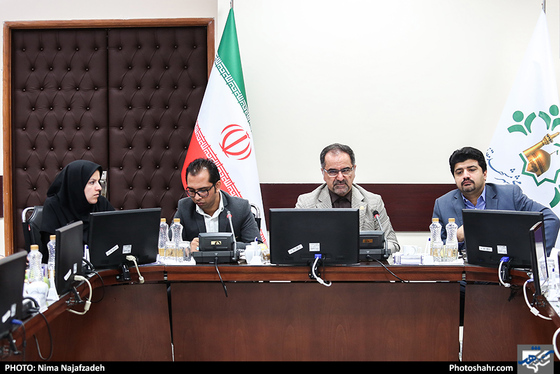 نشست خبری رئیس کمیسیون حمل و نقل و ترافیک شورای شهر مشهد / عکس: نیما نجف زاده / شهرآرا