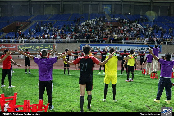 بازی تیم های سیاه جامگان و خونه به خونه از سری مسابقات دسته اول فوتبال کشور / عکس: محسن بخشنده / شهرآرا