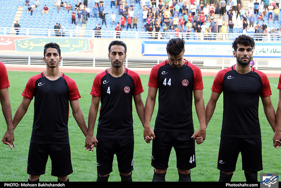 بازی تیم های سیاه جامگان و خونه به خونه از سری مسابقات دسته اول فوتبال کشور / عکس: محسن بخشنده / شهرآرا
