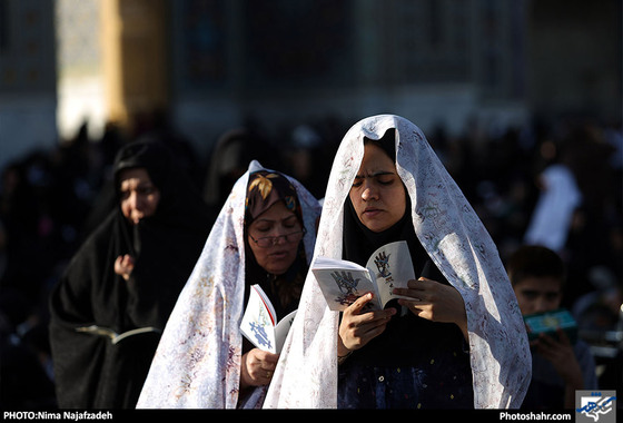مراسم دعای عرفه درحرم مطهر رضوی / عکس: نیما نجف زاده / شهرآرا