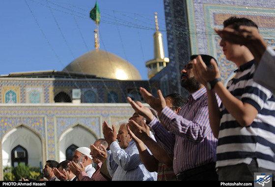 نماز عید قربان در حرم مطهر رضوی‎ / عکس: احمدحسنی / شهرآرا