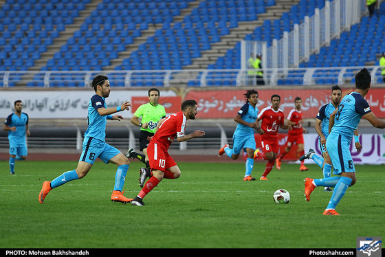 لیگ برتر فوتبال/ مسابقه پدیده مشهد و پیکان تهران / عکس: محسن بخشنده / شهرآرا