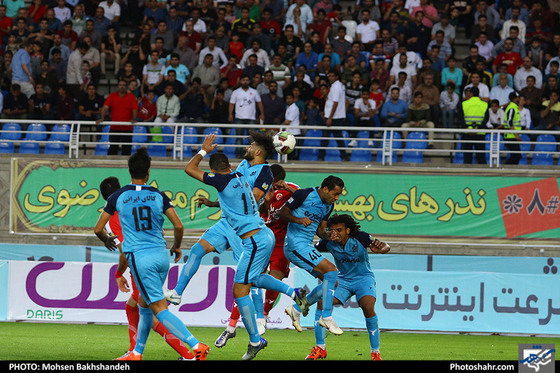 لیگ برتر فوتبال/ مسابقه پدیده مشهد و پیکان تهران / عکس: محسن بخشنده / شهرآرا