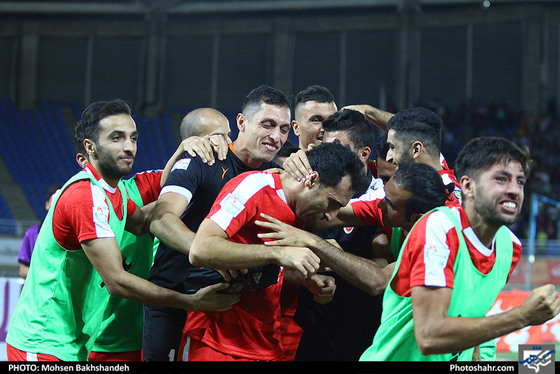 لیگ برتر فوتبال/ مسابقه پدیده مشهد و پیکان تهران / عکس: محسن بخشنده / شهرآرا