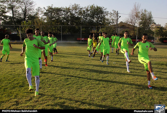 تمرین تیم مشکی پوشان / عکس: محسن بخشنده / شهرآرا 