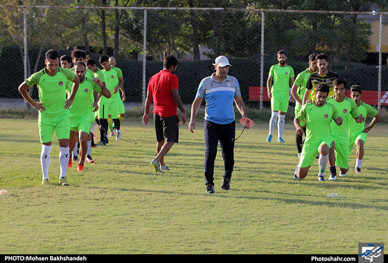 تمرین تیم مشکی پوشان / عکس: محسن بخشنده / شهرآرا 