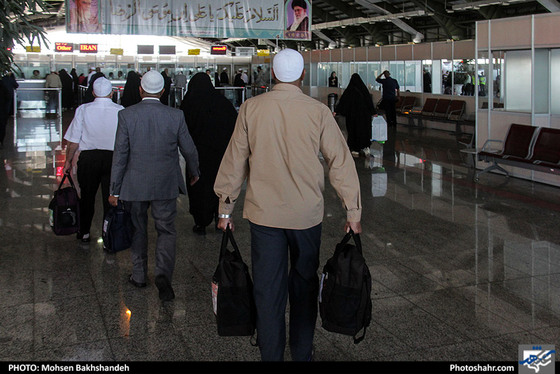 بازگشت نخستین گروه حجاج خراسانی به مشهد / عکس: محسن بخشنده / شهرآرا