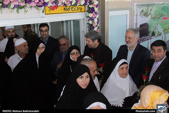 بازگشت نخستین گروه حجاج خراسانی به مشهد / عکس: محسن بخشنده / شهرآرا