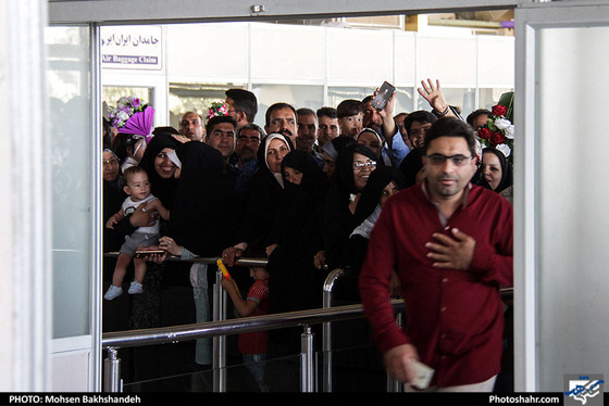 بازگشت نخستین گروه حجاج خراسانی به مشهد / عکس: محسن بخشنده / شهرآرا