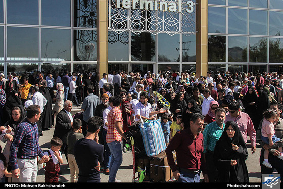 بازگشت نخستین گروه حجاج خراسانی به مشهد / عکس: محسن بخشنده / شهرآرا