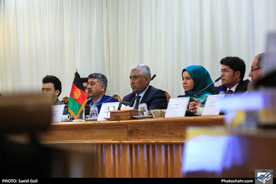نشست مدیران و فعالان اقتصادی استان با والی هرات / عکس: سعید گلی / شهرآرا