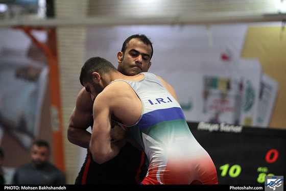 لیگ برتر کشتی فرنگی/مسابقه شهرما مشهد و رعد پدافند البرز‎