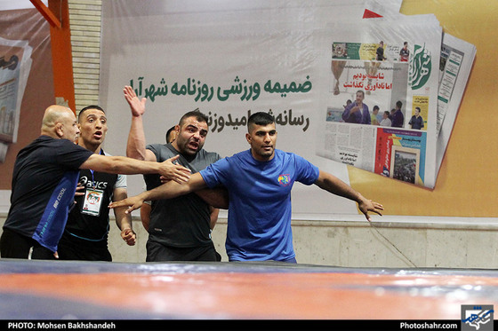 لیگ برتر کشتی فرنگی/مسابقه شهرما مشهد و رعد پدافند البرز‎