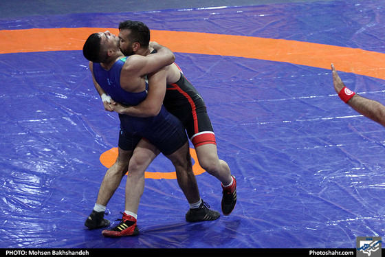 لیگ برتر کشتی فرنگی/مسابقه شهرما مشهد و رعد پدافند البرز‎