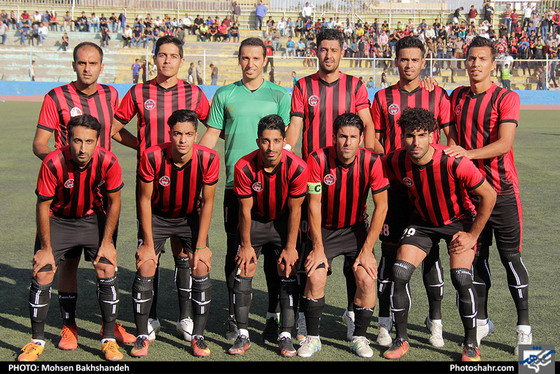 لیگ دسته یک فوتبال / مشکی پوشان خراسان و قشقایی شیراز / عکس: محسن بخشنده / شهرآرا