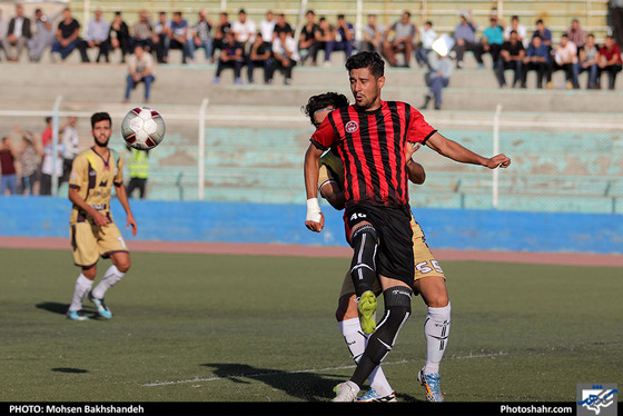 لیگ دسته یک فوتبال / مشکی پوشان خراسان و قشقایی شیراز / عکس: محسن بخشنده / شهرآرا