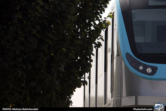 ورود سیزدهمین قطار خط دو قطارشهری به مشهد / عکس: محسن بخشنده / شهرآرا