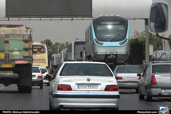 ورود سیزدهمین قطار خط دو قطارشهری به مشهد / عکس: محسن بخشنده / شهرآرا