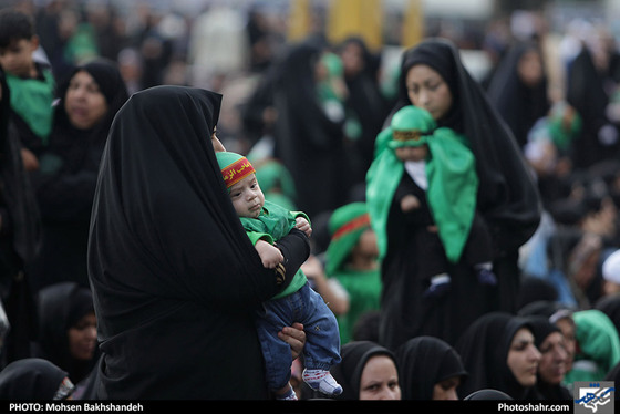 همایش شیرخوارگان حسینی در حرم مطهر رضوی / عکس: محسن بخشنده / شهرآرا