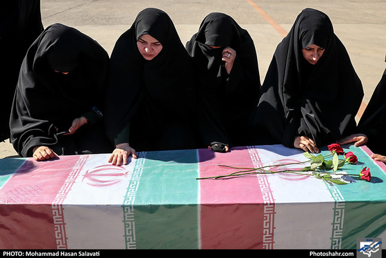 استقبال از پیکر مطهر 9 شهید گمنام و 2 شهید مدافع حرم / عکس: محمدحسن صلواتی / شهرآرا