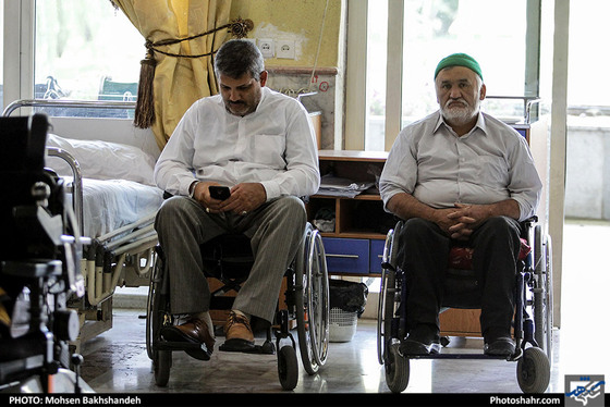 دیدار فرماندهان نظامی  از آسایشگاه جانبازان / عکس: محسن بخشنده / شهرآرا