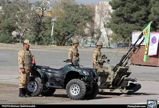 صبحگاه مشترک نیروهای مسلح خراسان رضوی / عکس: محسن بخشنده / شهرآرا