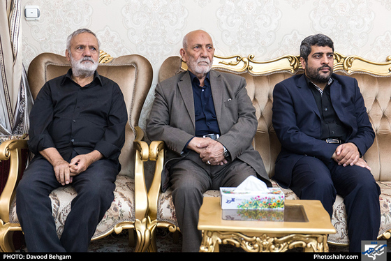 رونمایی از پلاک افتخار 5 شهید / عکس: داود بهگام / شهرآرا