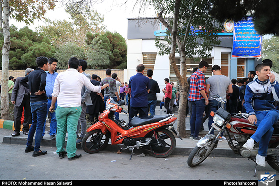هیاهوی ارز در خیابان ارگ / عکس : محمد حسن صلواتی/ شهرآرا