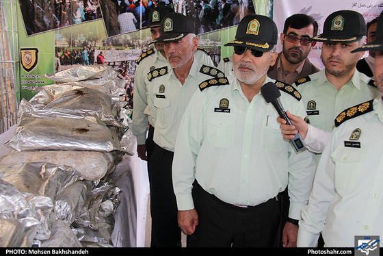 نمایشگاه کشفیات پلیس مبارزه با مواد مخدر / عکس: محسن بخشنده / شهرآرا