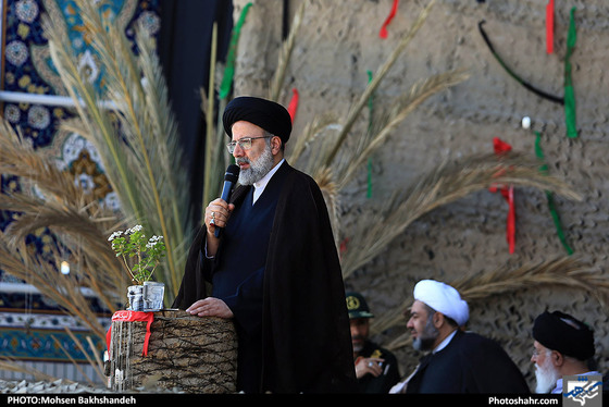 اجتماع عظیم بسیجیان در حرم مطهر رضوی / عکس: محسن بخشنده / شهرآرا