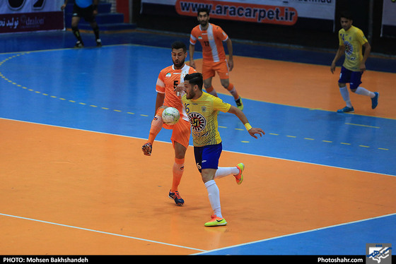 لیگ برتر فوتسال / فرش آرا مشهد و مس سونگون / عکس: محسن بخشنده / شهرآرا