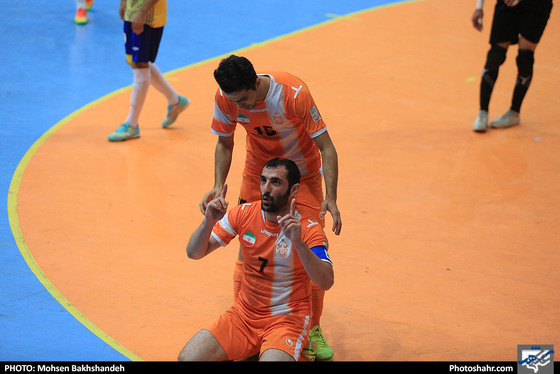 لیگ برتر فوتسال / فرش آرا مشهد و مس سونگون / عکس: محسن بخشنده / شهرآرا