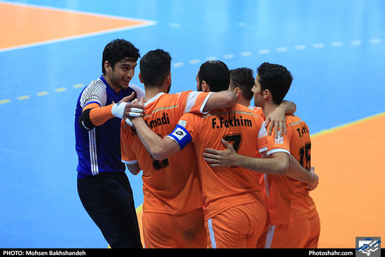 لیگ برتر فوتسال / فرش آرا مشهد و مس سونگون / عکس: محسن بخشنده / شهرآرا