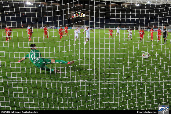 جام حذفی فوتبال / پدیده مشهد و فولاد خوزستان / عکس: محسن بخشنده / شهرآرا