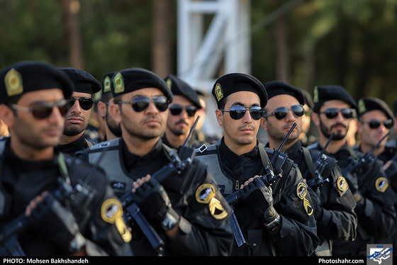 مراسم صبحگاه مشترک ناجا / عکس: محسن بخشنده /  شهرآرا