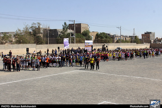 مسابقات فوتبال زمین های خاکی / عکس: محسن بخشنده / شهرآرا