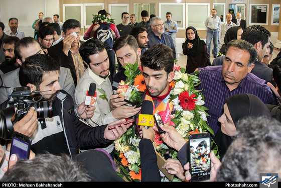 استقبال از مدال آوران خراسانی مسابقات پارا آسیایی جاکارتا / عکس: محسن بخشنده / شهرآرا