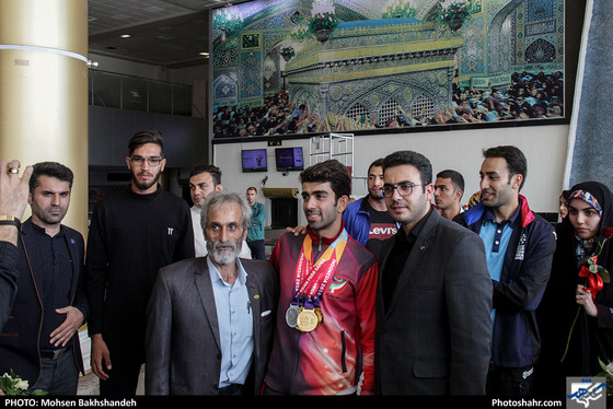 استقبال از مدال آوران خراسانی مسابقات پارا آسیایی جاکارتا / عکس: محسن بخشنده / شهرآرا