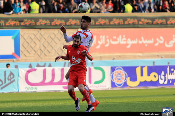 لیگ برتر فوتبال  مسابقه پدیده مشهد و فولاد خوزستان / عکس: محسن بخشنده / شهرآرا