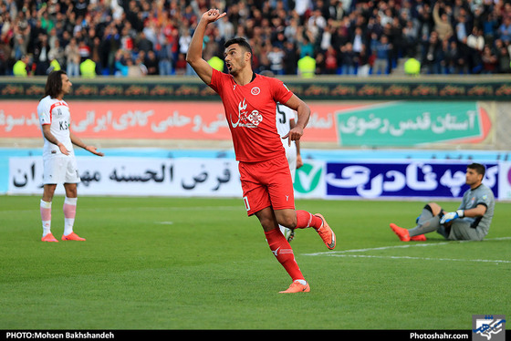 لیگ برتر فوتبال  مسابقه پدیده مشهد و فولاد خوزستان / عکس: محسن بخشنده / شهرآرا