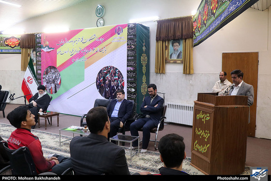 دیدار قهرمانان خراسانی مسابقات آسیایی و پارآسیایی جاکارتا با امام جمعه مشهد / عکس: محسن بخشنده / شهرآرا