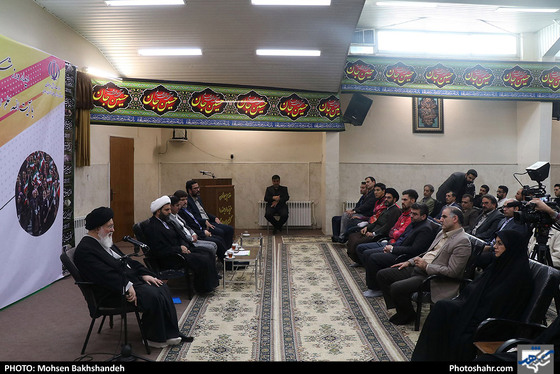 دیدار قهرمانان خراسانی مسابقات آسیایی و پارآسیایی جاکارتا با امام جمعه مشهد / عکس: محسن بخشنده / شهرآرا