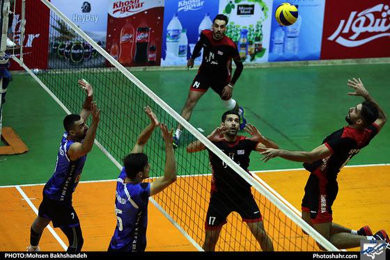 لیگ برتر والیبال / پیام خراسان و شهرداری ورامین / عکس: محسن بخشنده / شهرآرا