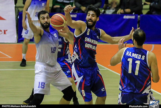 لیگ برتر بسکتبال مسابقه آویژه صنعت پارسای مشهد و شهرداری گرگان / عکس: محسن بخشنده / شهرآرا