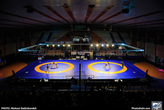 مسابقات بین المللی کشتی آزاد نوجوانان / عکس: محسن بخشنده / شهرآرا