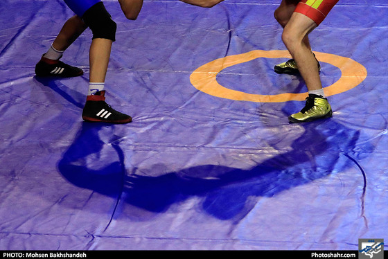 مسابقات بین المللی کشتی آزاد نوجوانان / عکس: محسن بخشنده / شهرآرا