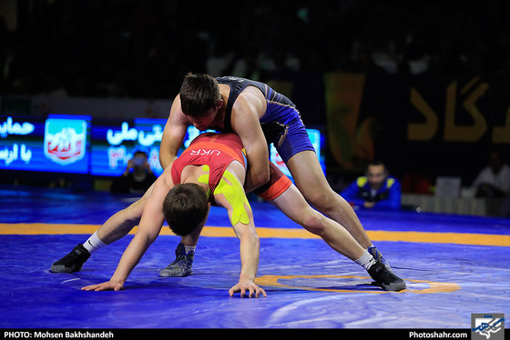 مسابقات بین المللی کشتی آزاد نوجوانان / عکس: محسن بخشنده / شهرآرا
