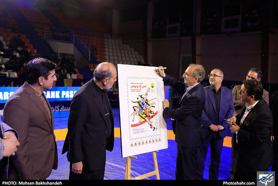 مسابقات بین المللی کشتی آزاد نوجوانان / عکس: محسن بخشنده / شهرآرا