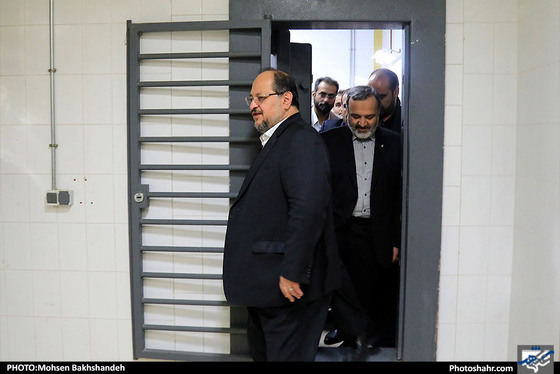 بازدید وزیر تعاون،کار و رفاه اجتماعی از یک واحد تولید زعفران / عکس:  محسن بخشنده / شهرآرا